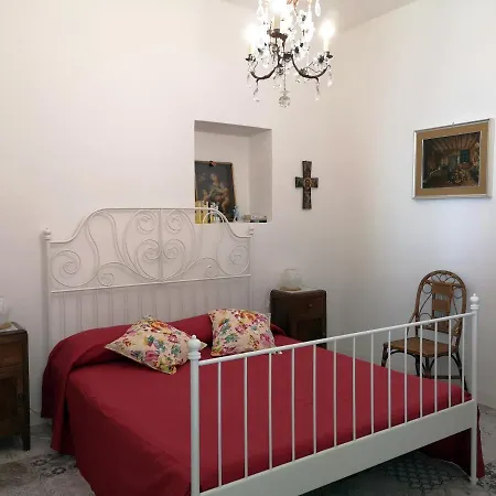 Holiday home Fichi E Gelsomino - *