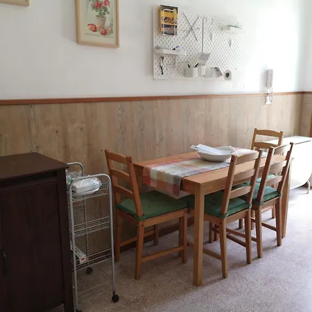 Holiday home Fichi E Gelsomino -