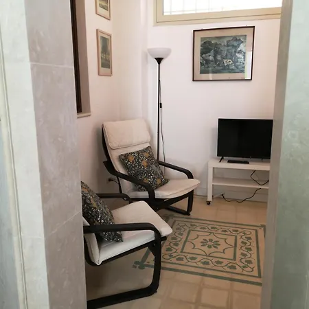 Holiday home Fichi E Gelsomino -