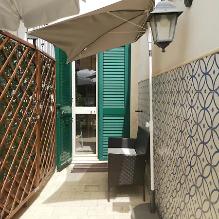 Holiday home Fichi E Gelsomino -